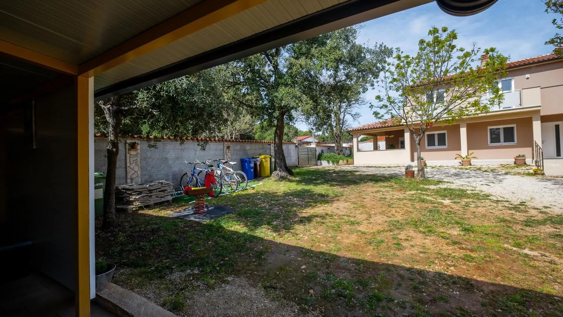Vila Veronika 2 0*, Pula